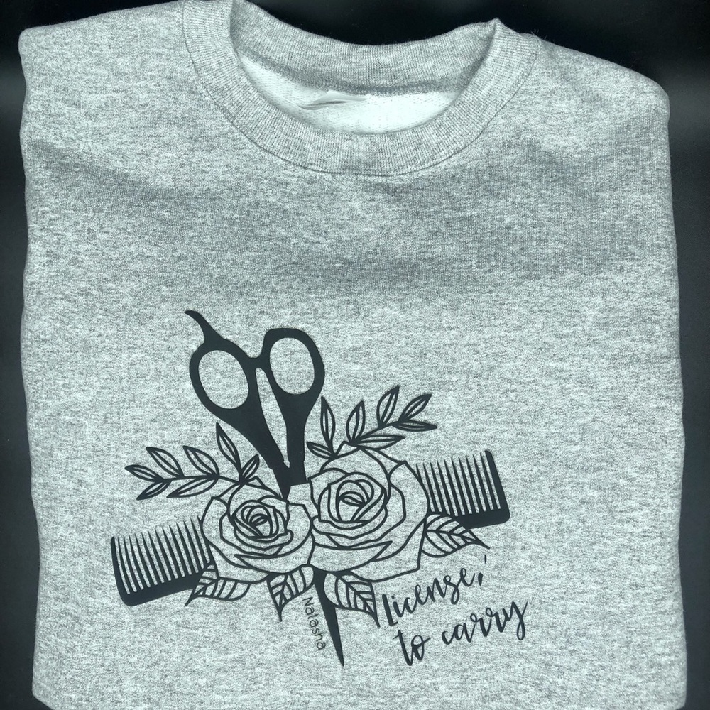 License to carry - hair stylist crew neck men’s large or oversized sweatshirt